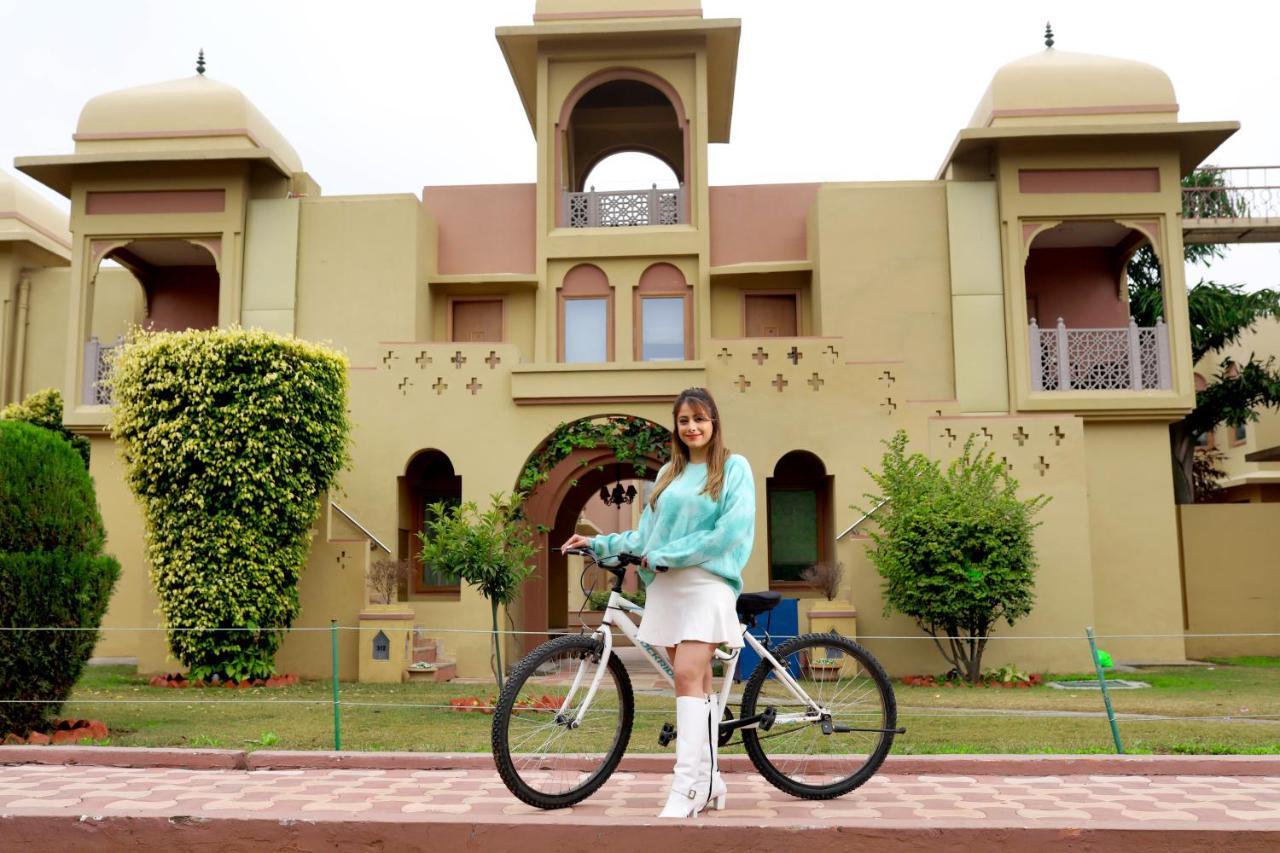 Heritage Village Resort & Spa Manesar-Gurgaon Exterior foto